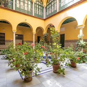 https://estudio-tranquilo-y-con-encanto-en-palacio-sevillano.es-andalucia.com
